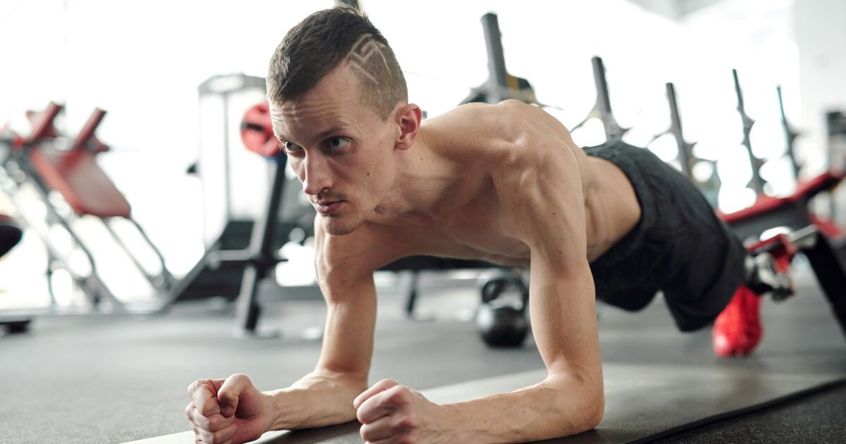 The Plank: How to Do It Right (and Variations)